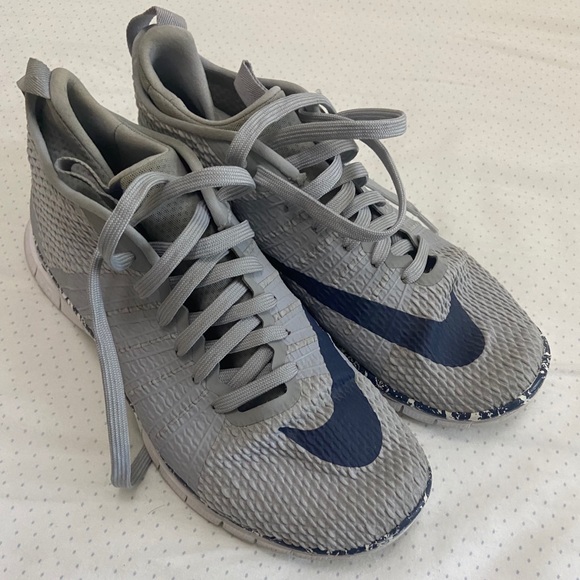 Looking to sell fast - Nike Free Mercurial FC - Picture 1 of 5